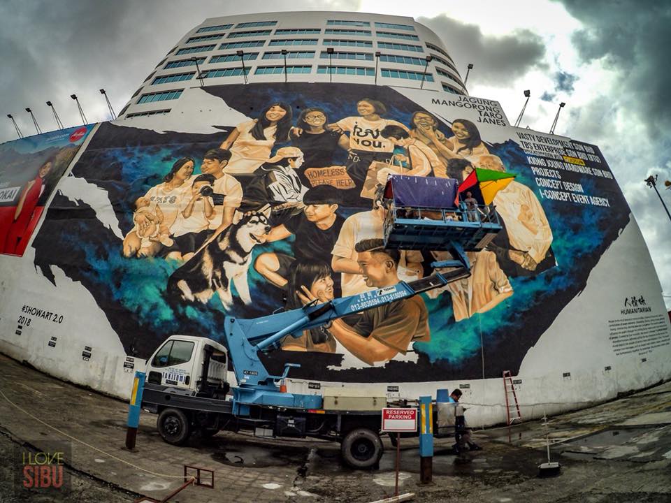 Biggest mural in Sarawak in Wisma Vasty
